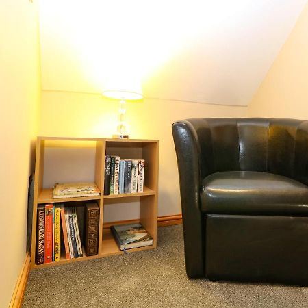 Lillies Pad Villa Thetford Bagian luar foto